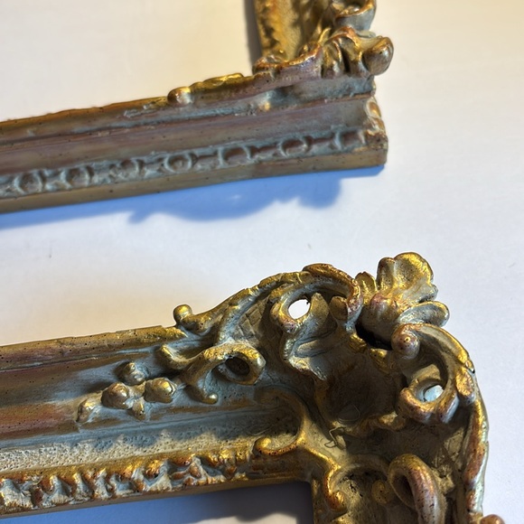 Two 8" x 10" Ornate frames - Picture 3 of 4